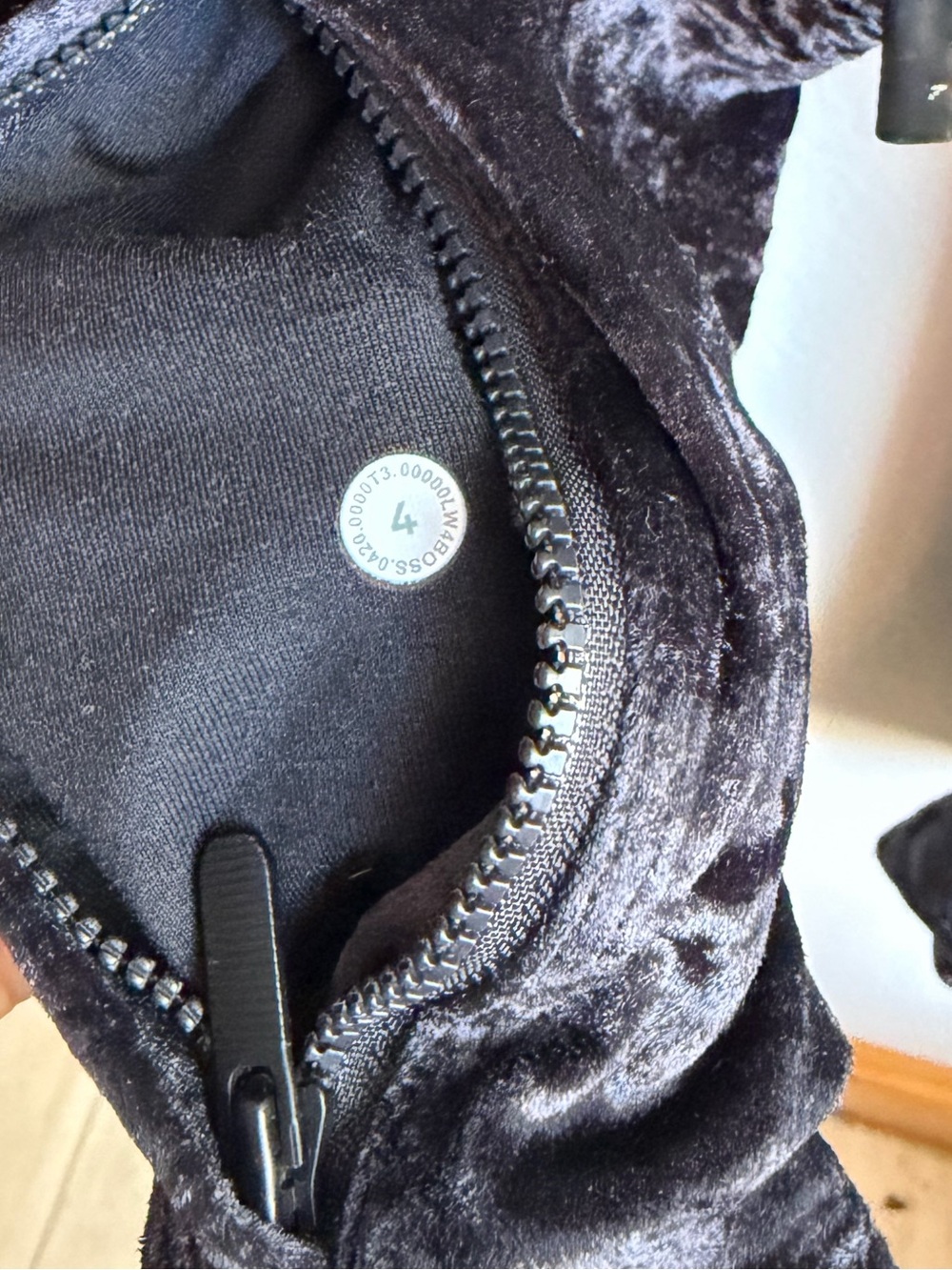 Lululemon Hooded Define Jacket *Crushed Velvet (Black) - Picture 4 of 4